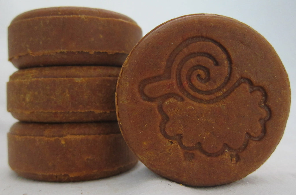 Dry hair shampoo bar